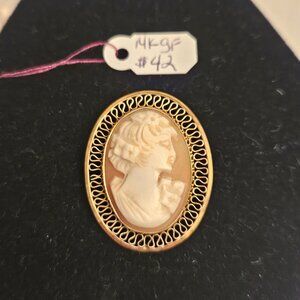 14K Gold Filled Cameo Brooch